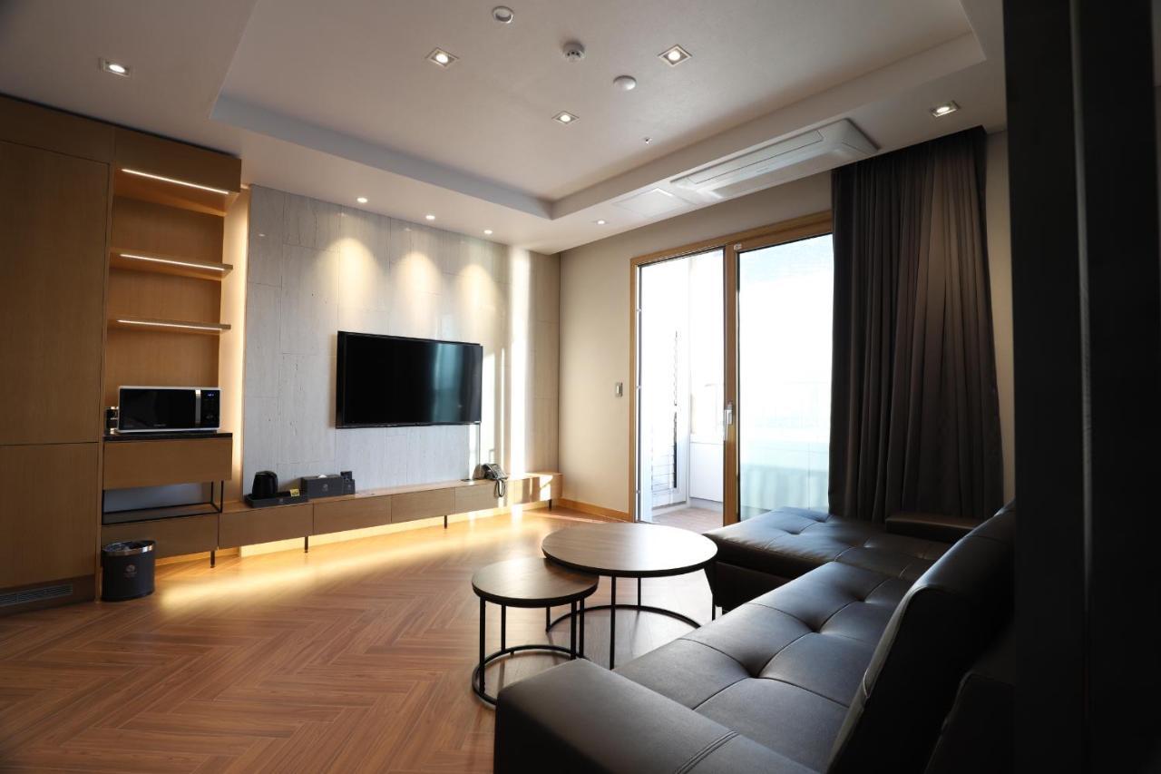 סוקצ'ו Sunrise Hotel Junior Suite Room11F Sea- View מראה חיצוני תמונה