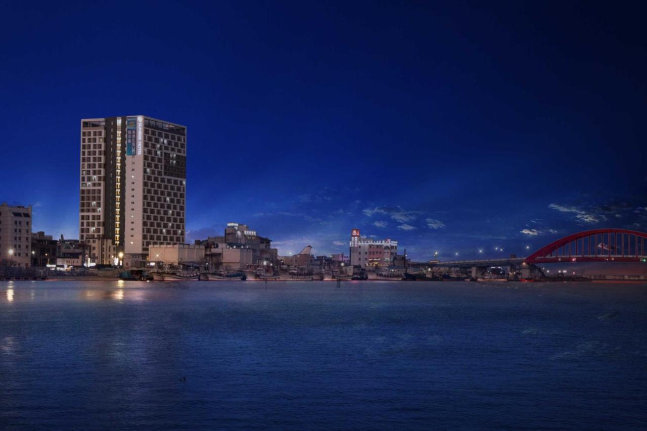 סוקצ'ו Sunrise Hotel Junior Suite Room11F Sea- View מראה חיצוני תמונה