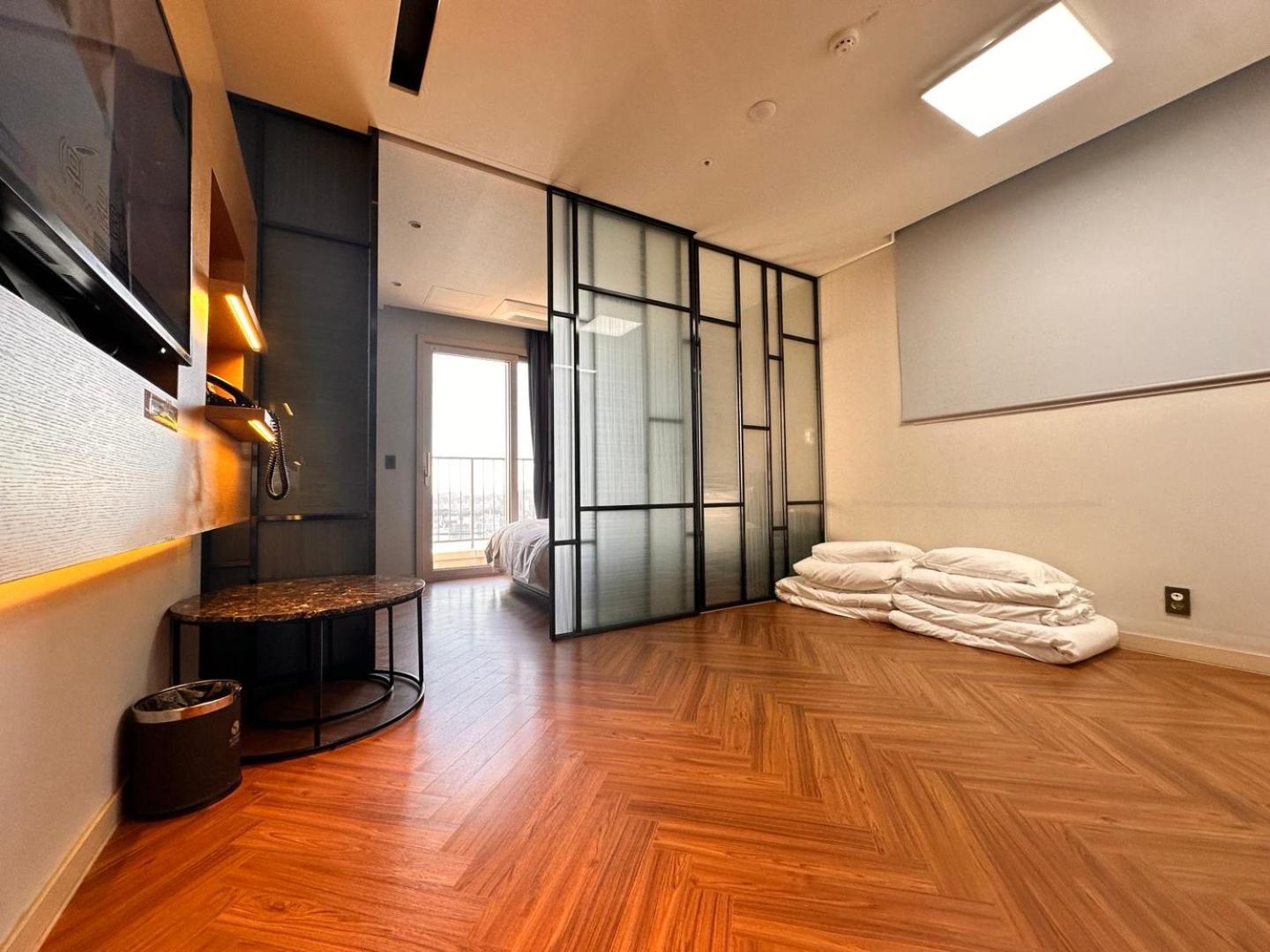סוקצ'ו Sunrise Hotel Junior Suite Room11F Sea- View מראה חיצוני תמונה